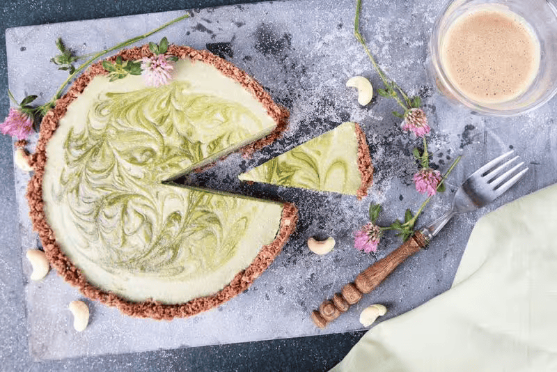 Veganski matcha cheesecake
